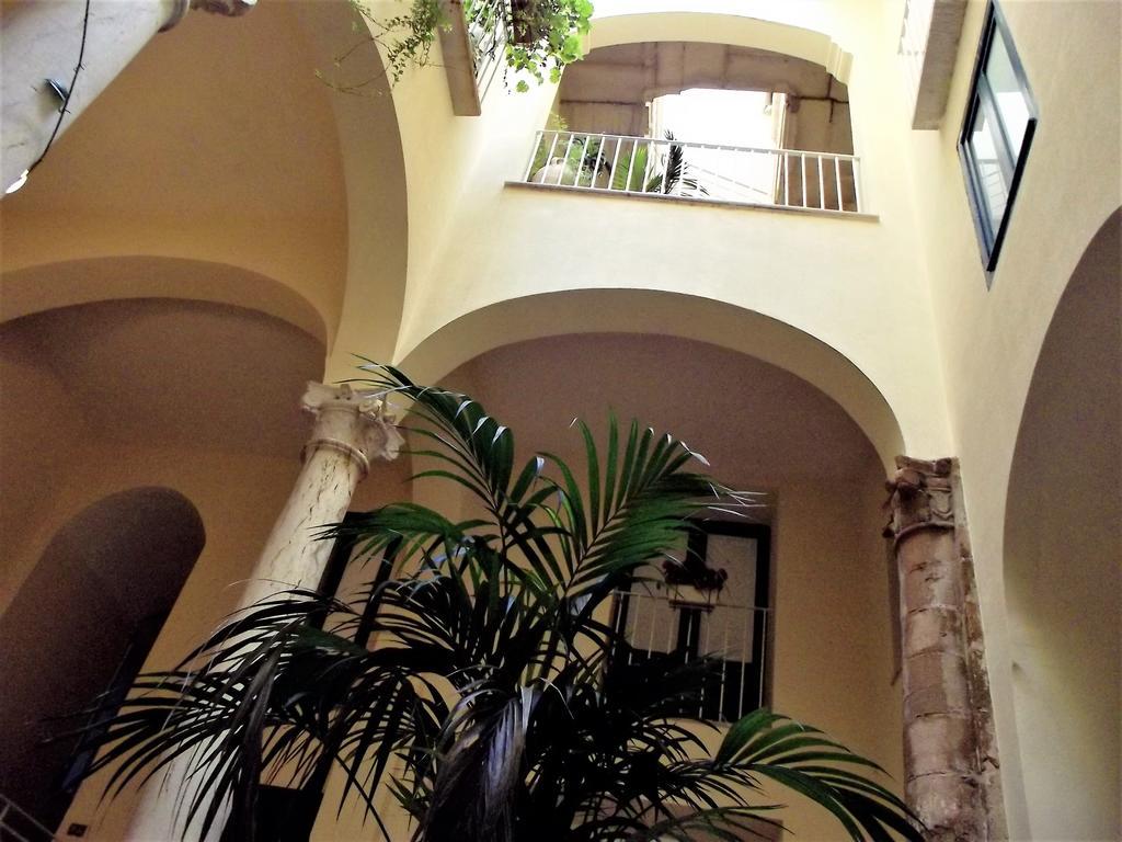 Scabi Apartments Trapani Buitenkant foto